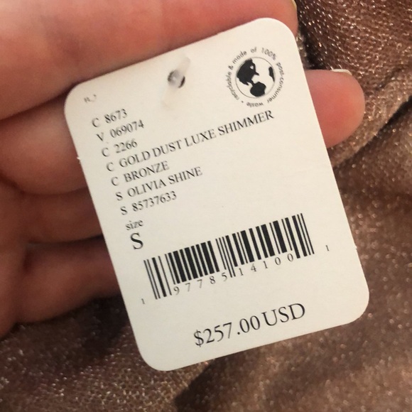 Gold dust luxe shimmer swimsuit - Picture 4 of 4